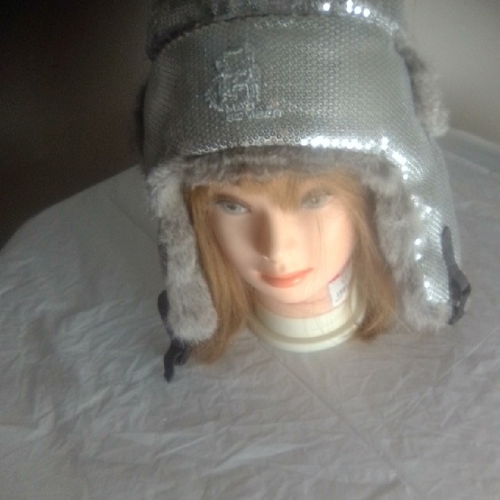 Silver Sequin  Winter Hat SIZE MEDIUM